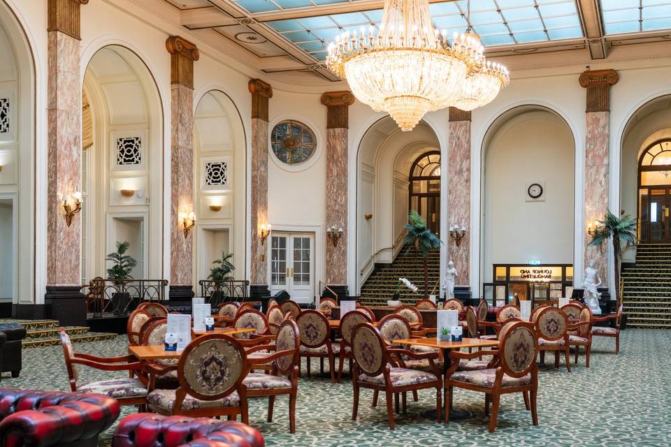 Grand Lounge