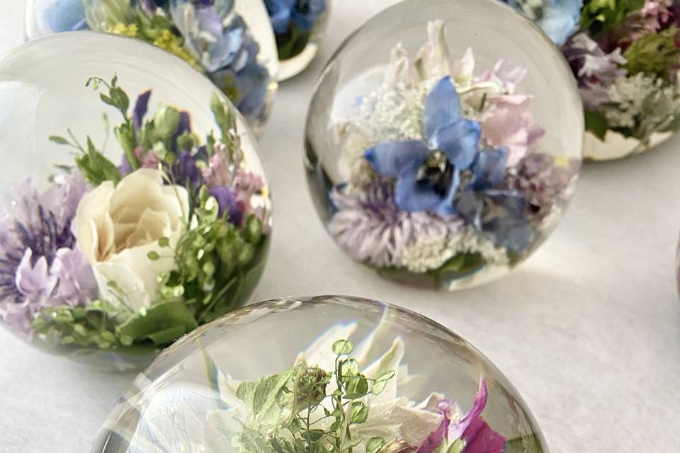 Multi Flower Paperweight