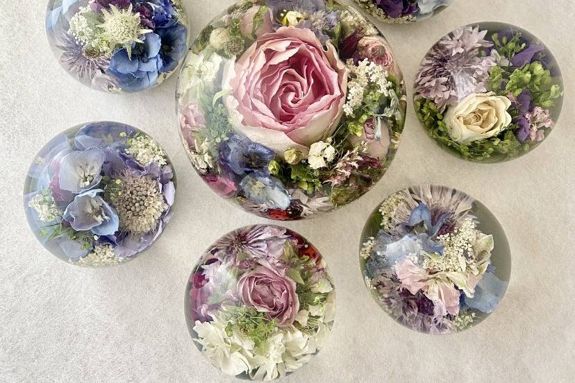 Multi Flower Paperweight