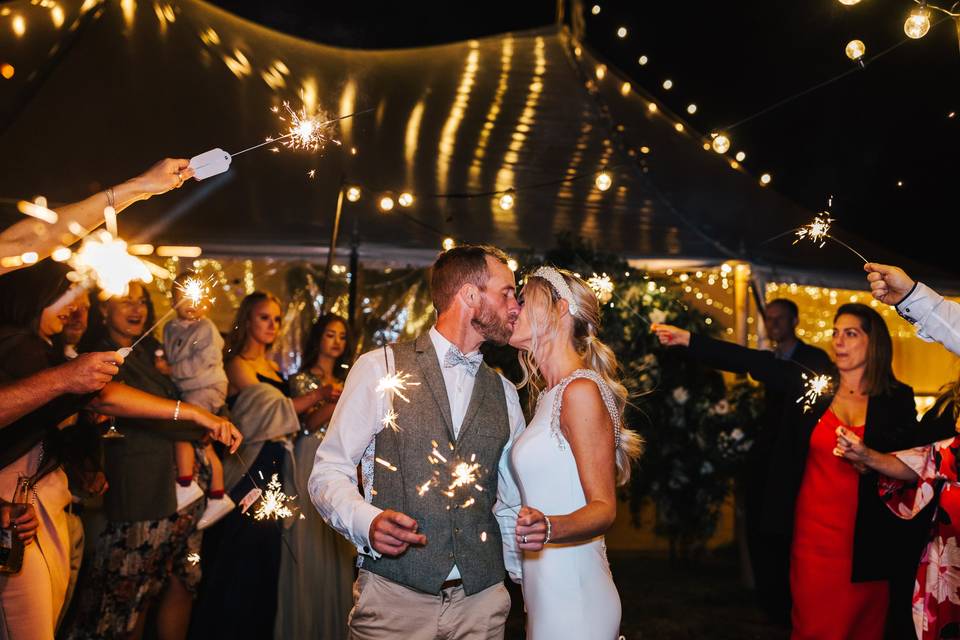 Real wedding Sparkler arch