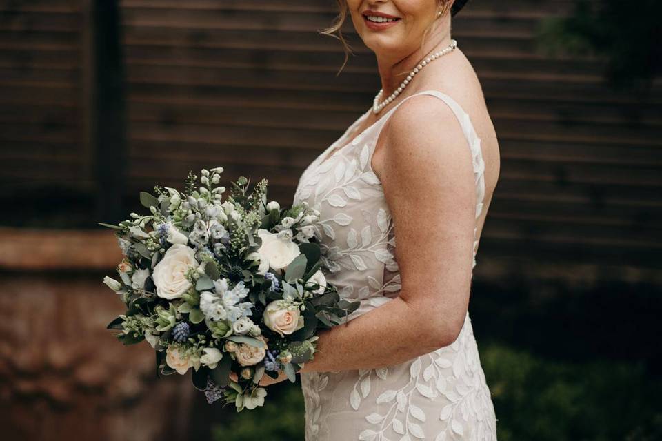 Heather and her bridal bouquet