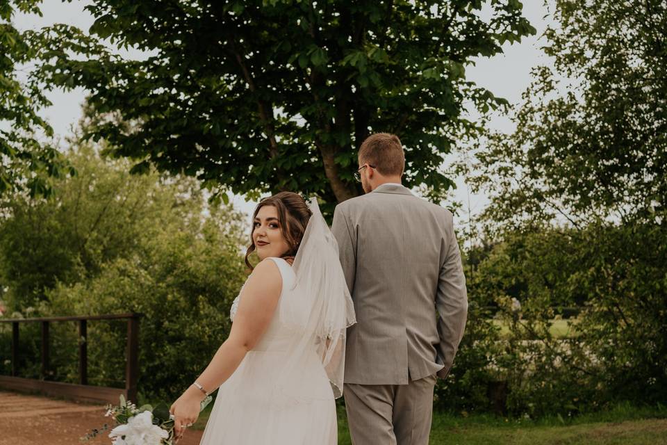 Bride & Groom