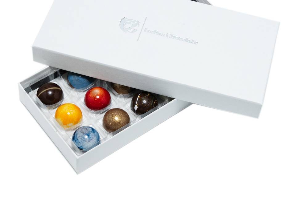 18-piece chocolate box