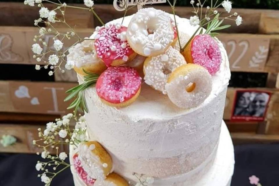 Mini doughnuts wedding cake