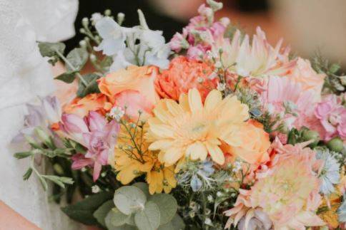 Win wedding flowers