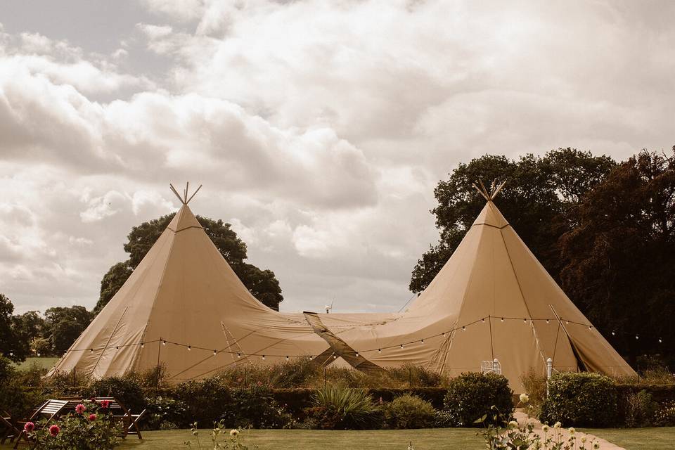 2 tipis kinross