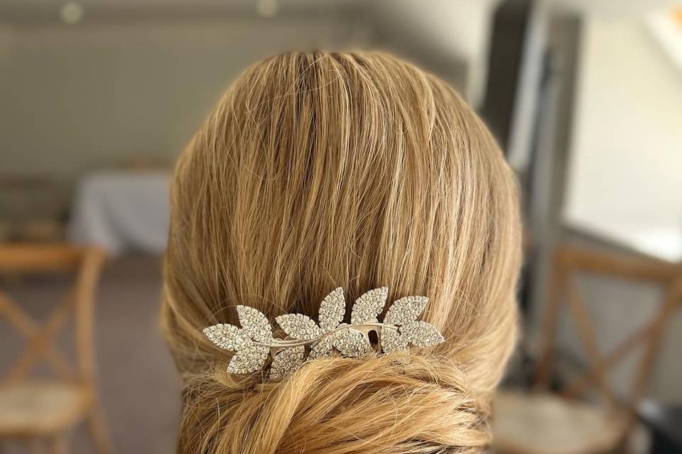 YourWeddingHair