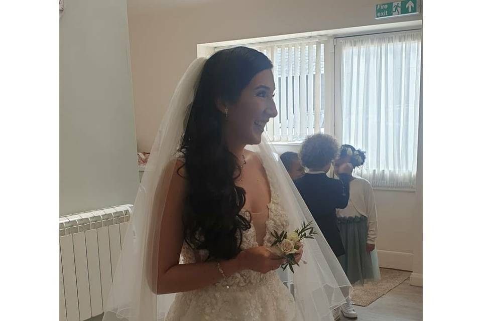 www.yourweddinghair.co.uk