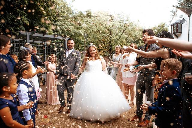 Confetti exit