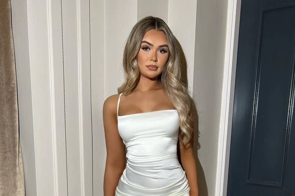 Midi satin white dress