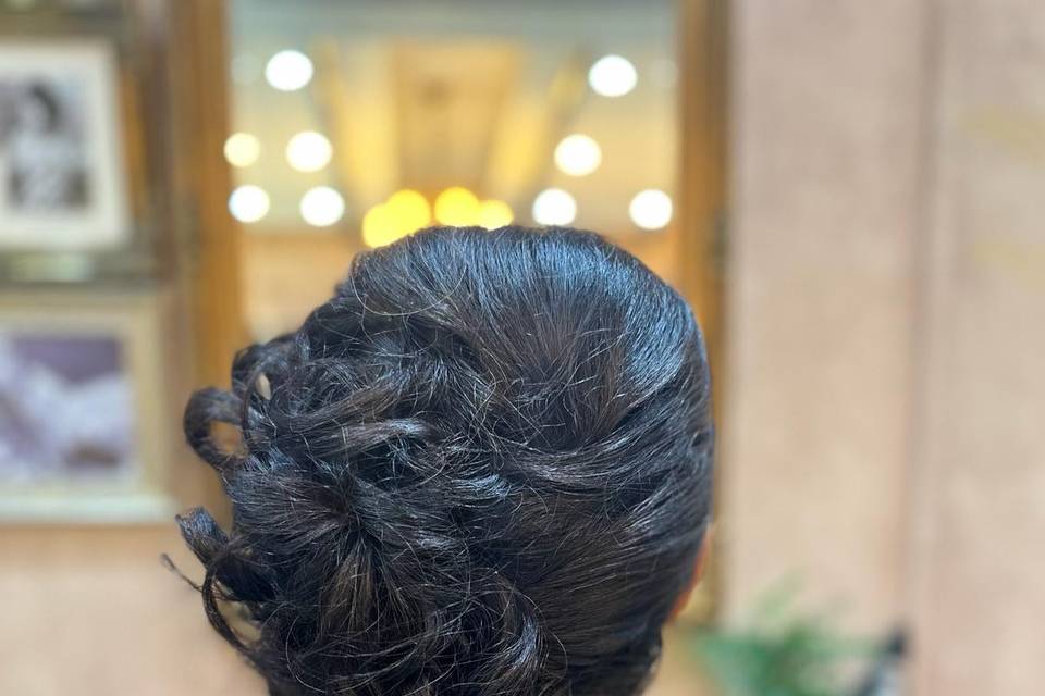 Side curls updo