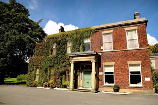 Farington Lodge Hotel