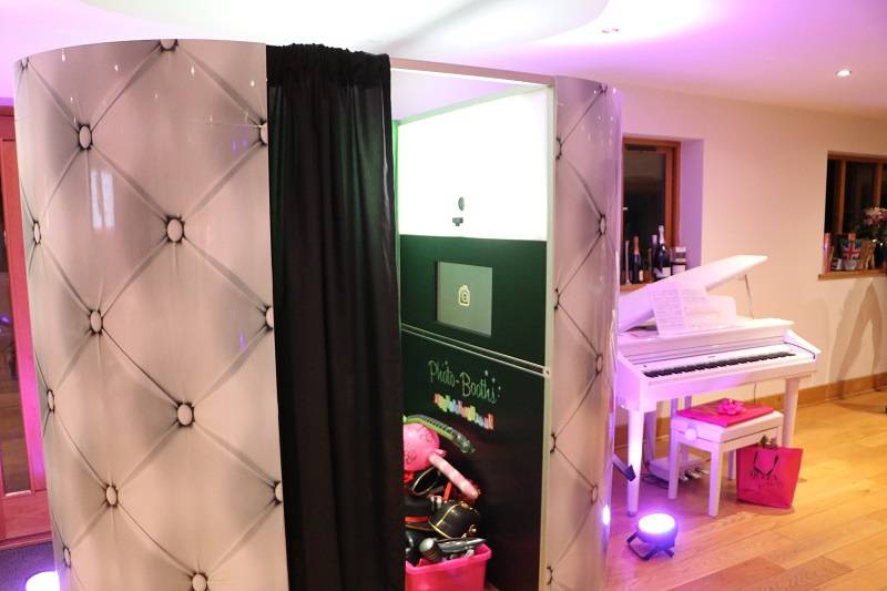 VIP Fun Casino & Photo booth hire