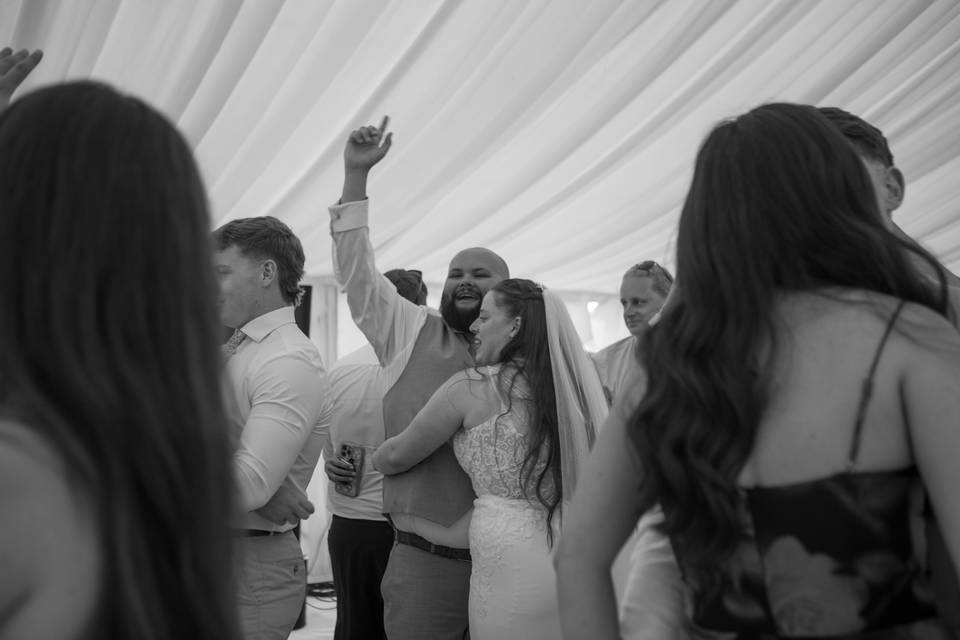 Busy Dancefloor Moments