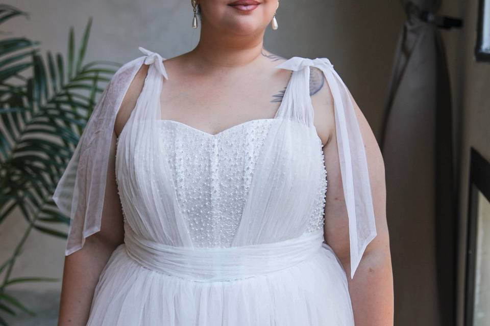 Pear Plus Size Wedding Dress