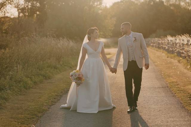 Jess & Matt - Shustoke Barn