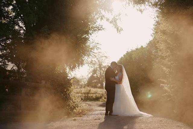 Ben & Leigh - Elmore Court