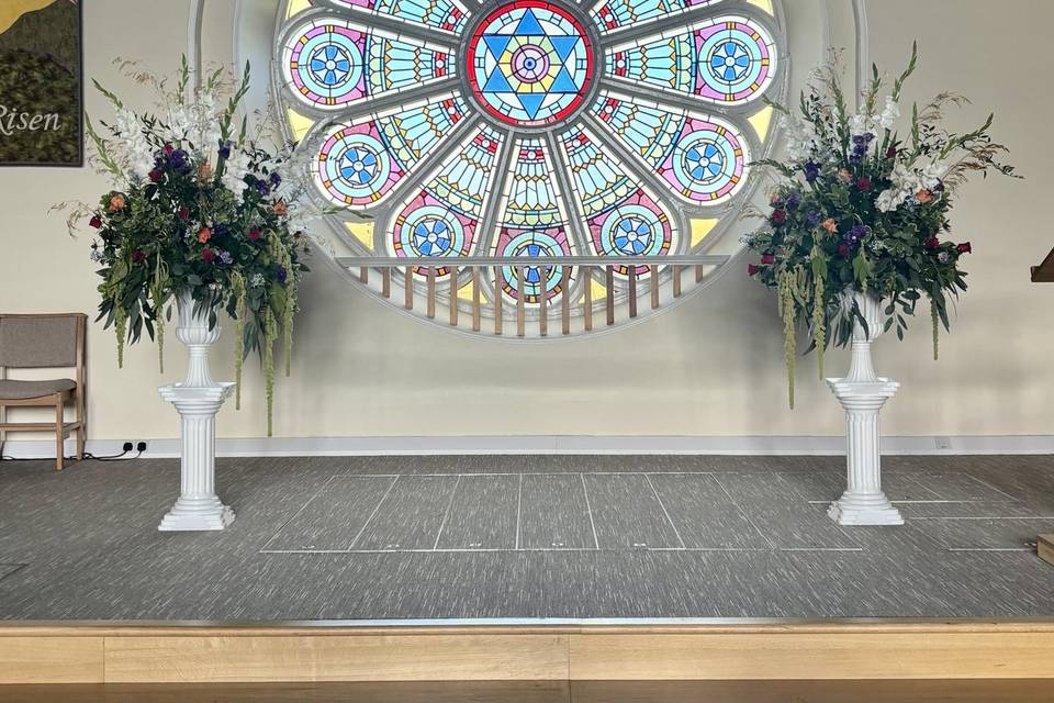 Pedestal arrangements