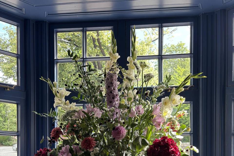 Stunning large window feature