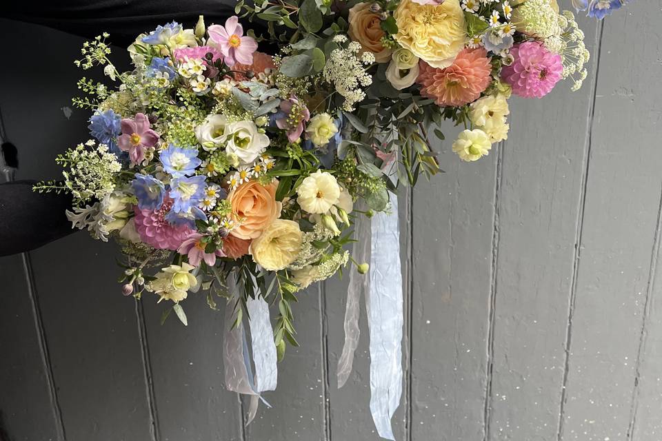 Pastel summer garden style