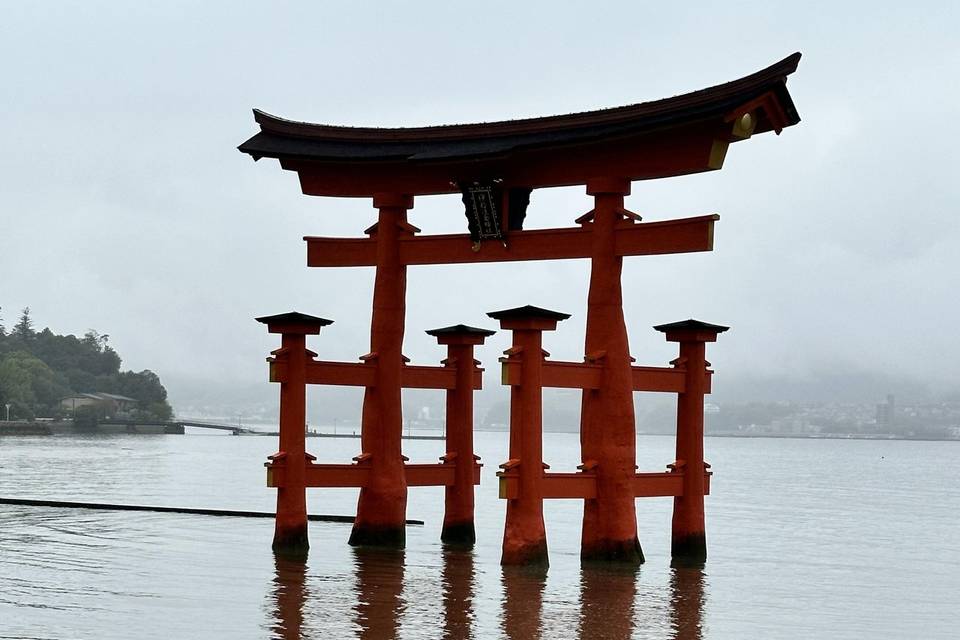 I plan bespoke far east trips - Wedding Suppliers  Honeymoons