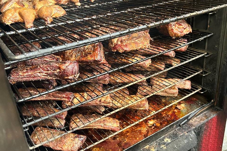 Smoking meat for 200