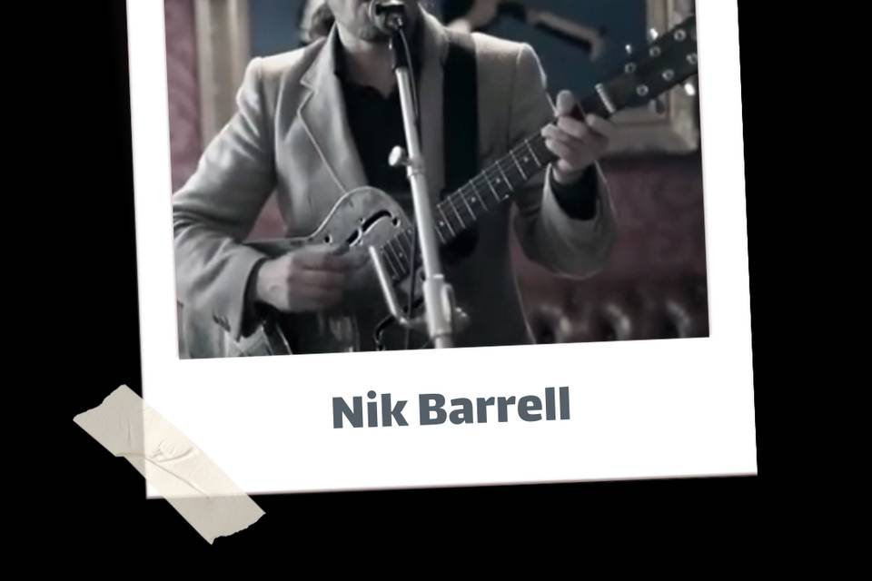 Nik in concert