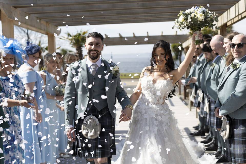 Confetti shot