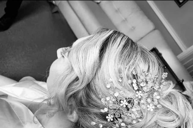 Alison Petitjean Hair & Makeup