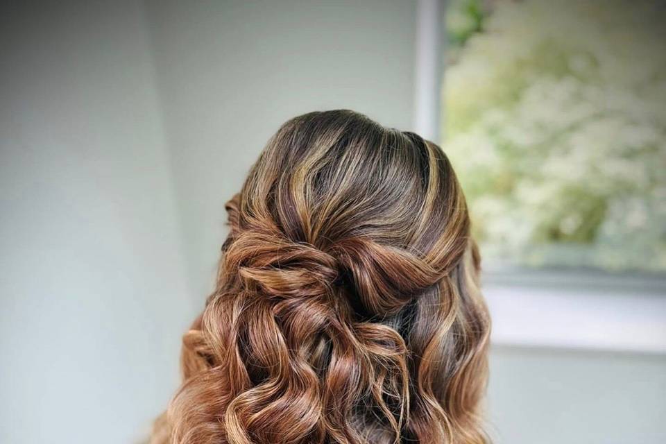 Alison Petitjean Hair & Makeup