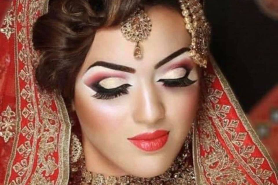 Alison Petitjean Hair & Makeup
