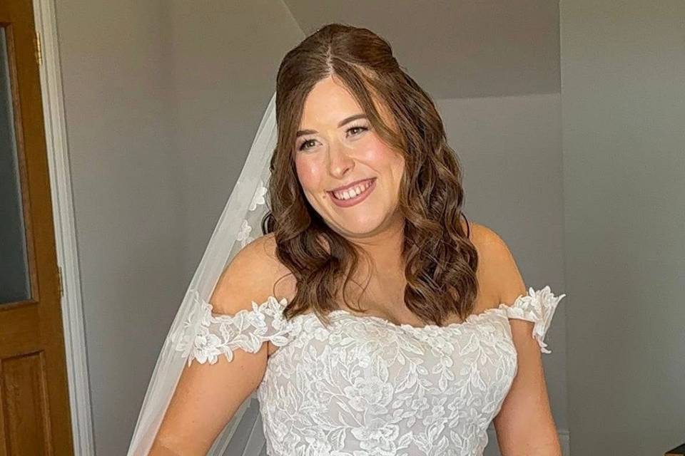 Alison Petitjean Hair & Makeup