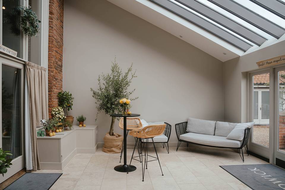Bar area arrangement