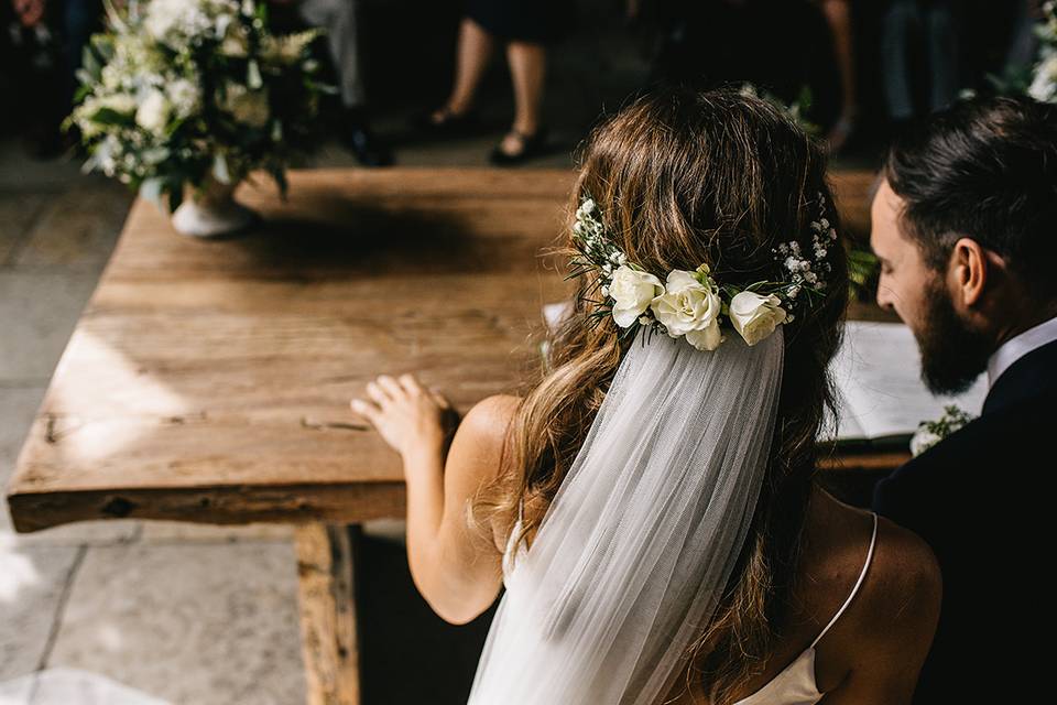 Hair flowers