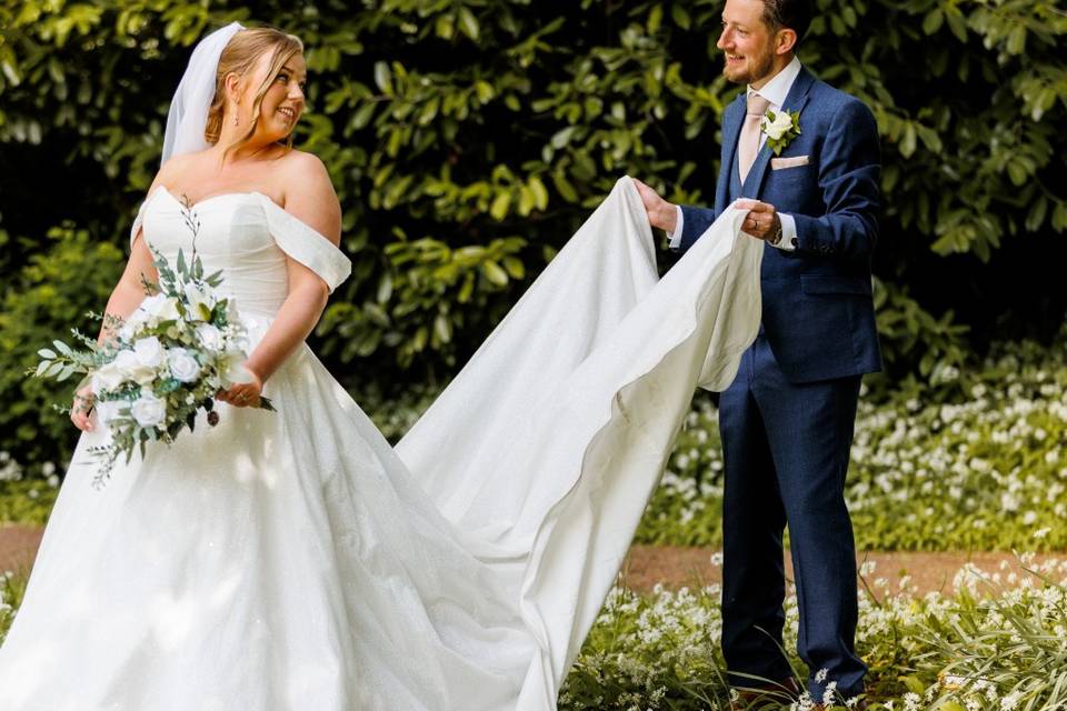 Hold my dress