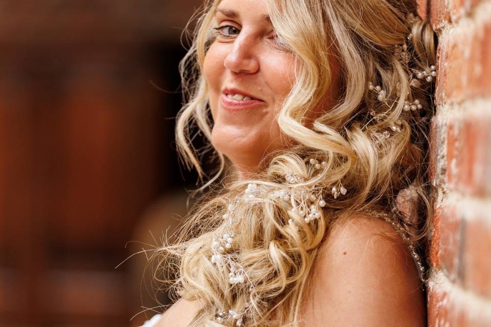 Smile bride