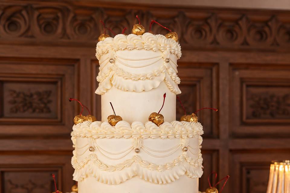 Weeding cake