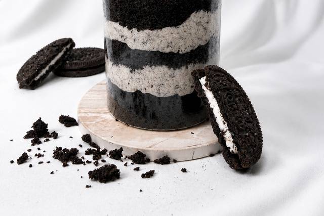 Oreo cake jar