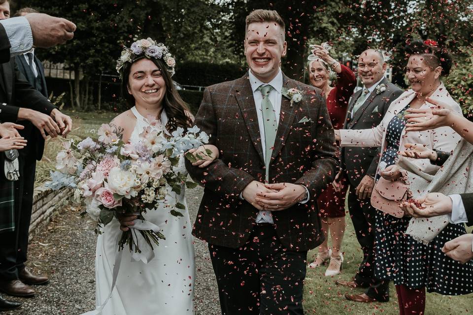 Summer Glasgow wedding