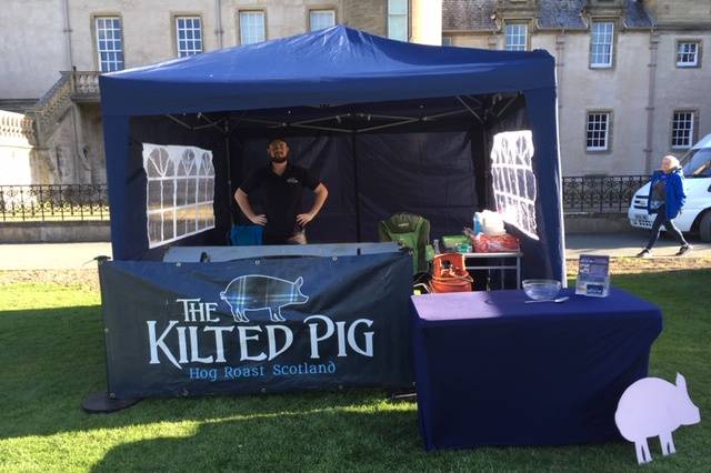 Gig Near Edinburgh Caslte