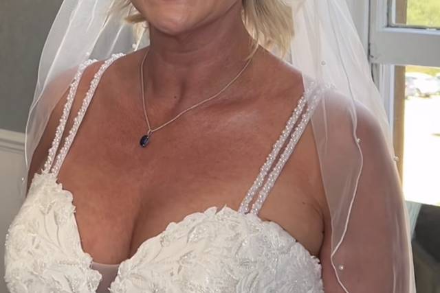 Bridal hair and makeup