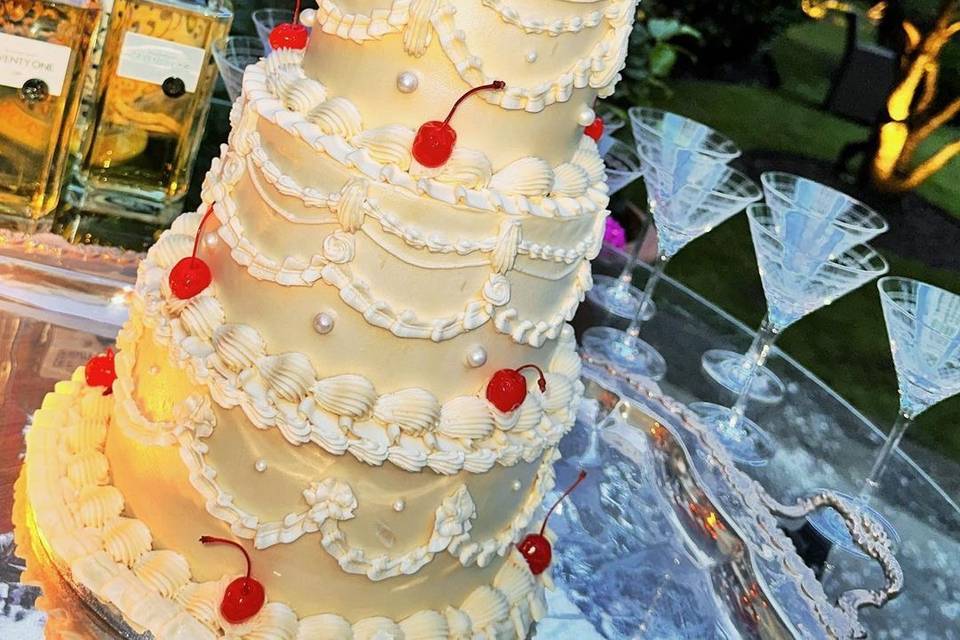 4 Tier Vintage Wedding Cake