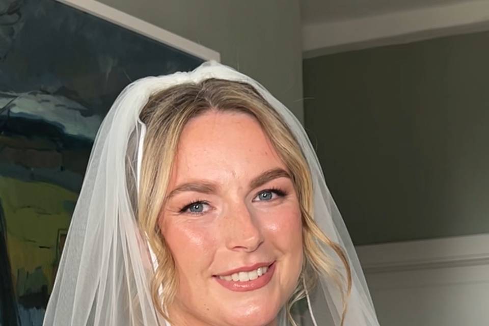 Bridal hair and makeup