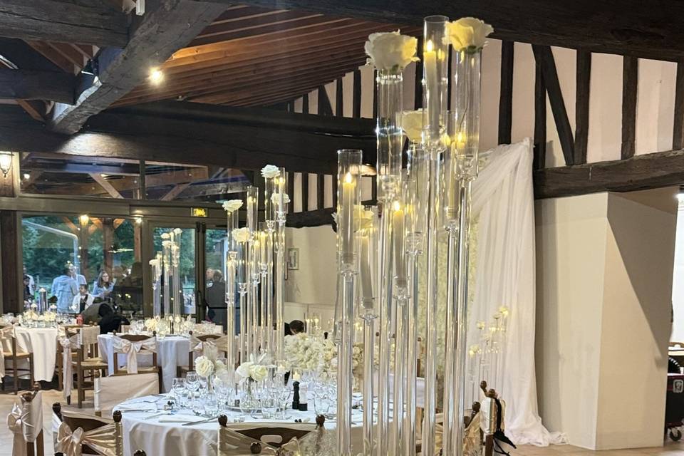 Tall table centrepieces