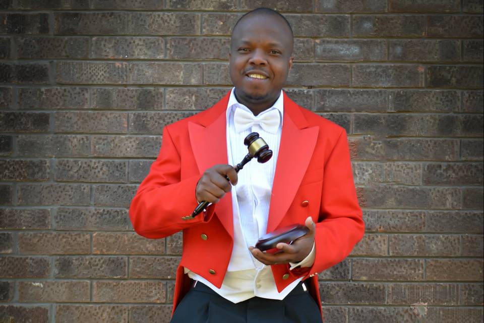 Joe Itua toastmaster and MC