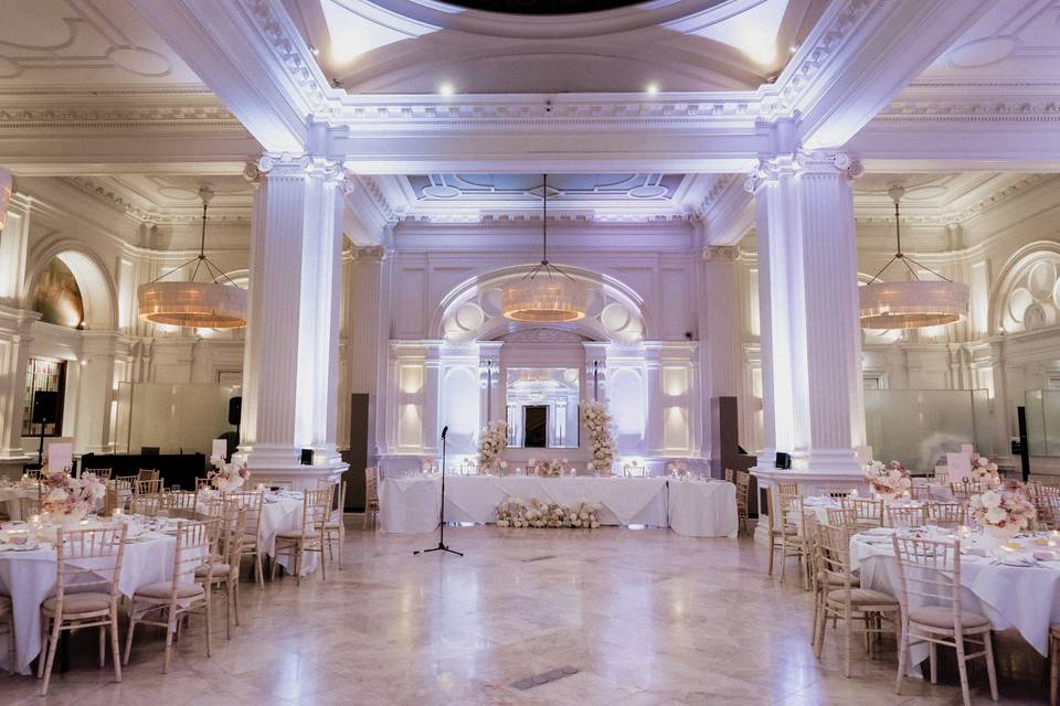 @burtonsblooms /Jo Asis Photo