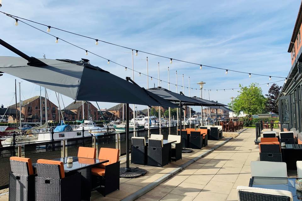 Sun terrace on Hull Marina