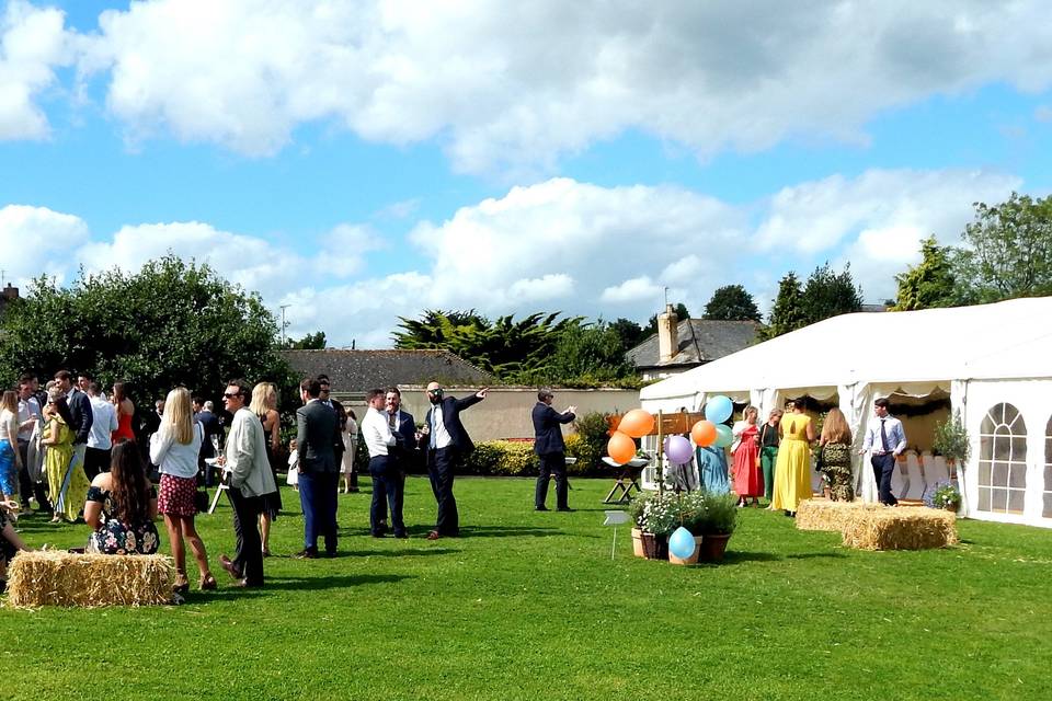 Marquee with surrounds