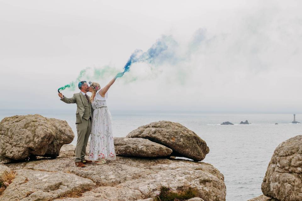 Cliff top smoke bombs