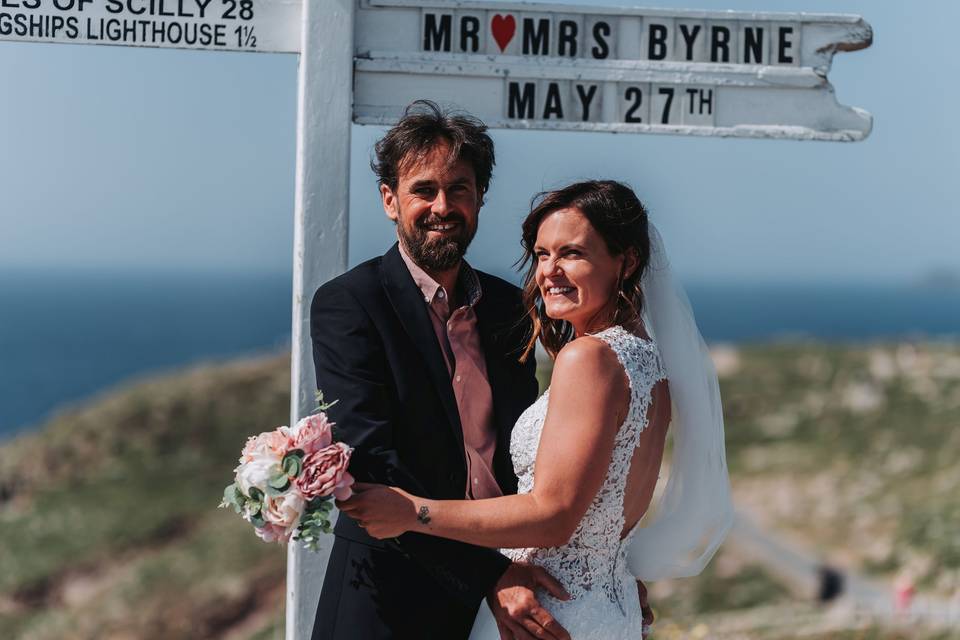 The iconic Lands End signpost